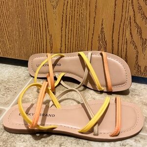 Lucky Brand Women’s Tan Multi Summer Strappy Flat Sandals Sz-7.5